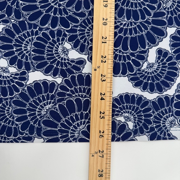 Katherine Way Top Women Small Blue White V Neck 3/4 Sleeve Swim Resort Stretch - Picture 10 of 11